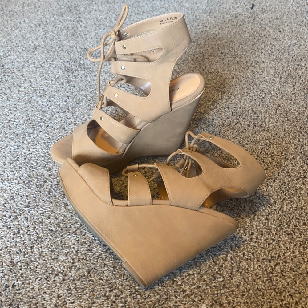 Chinese Laundry Wedges